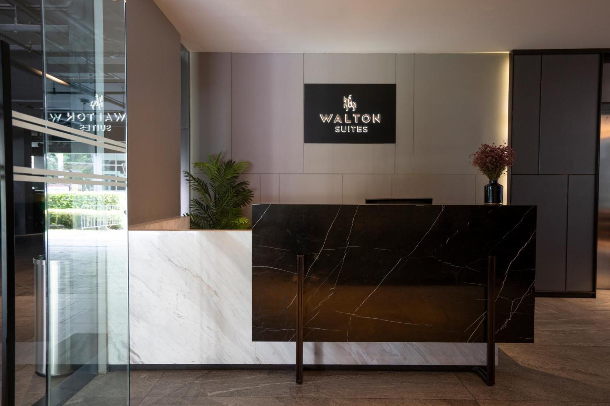 Walton Suites Sukhumvit 방콕 외부 사진