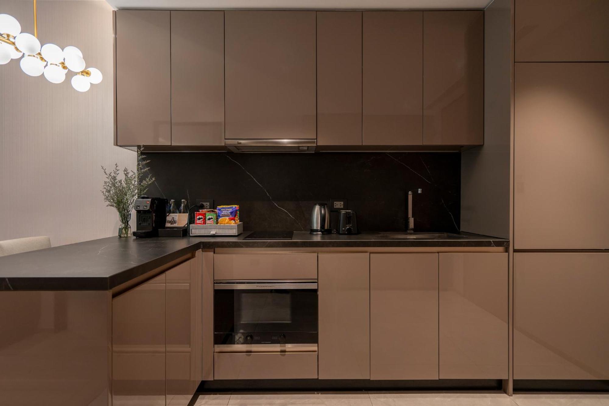 Walton Suites Sukhumvit 방콕 외부 사진