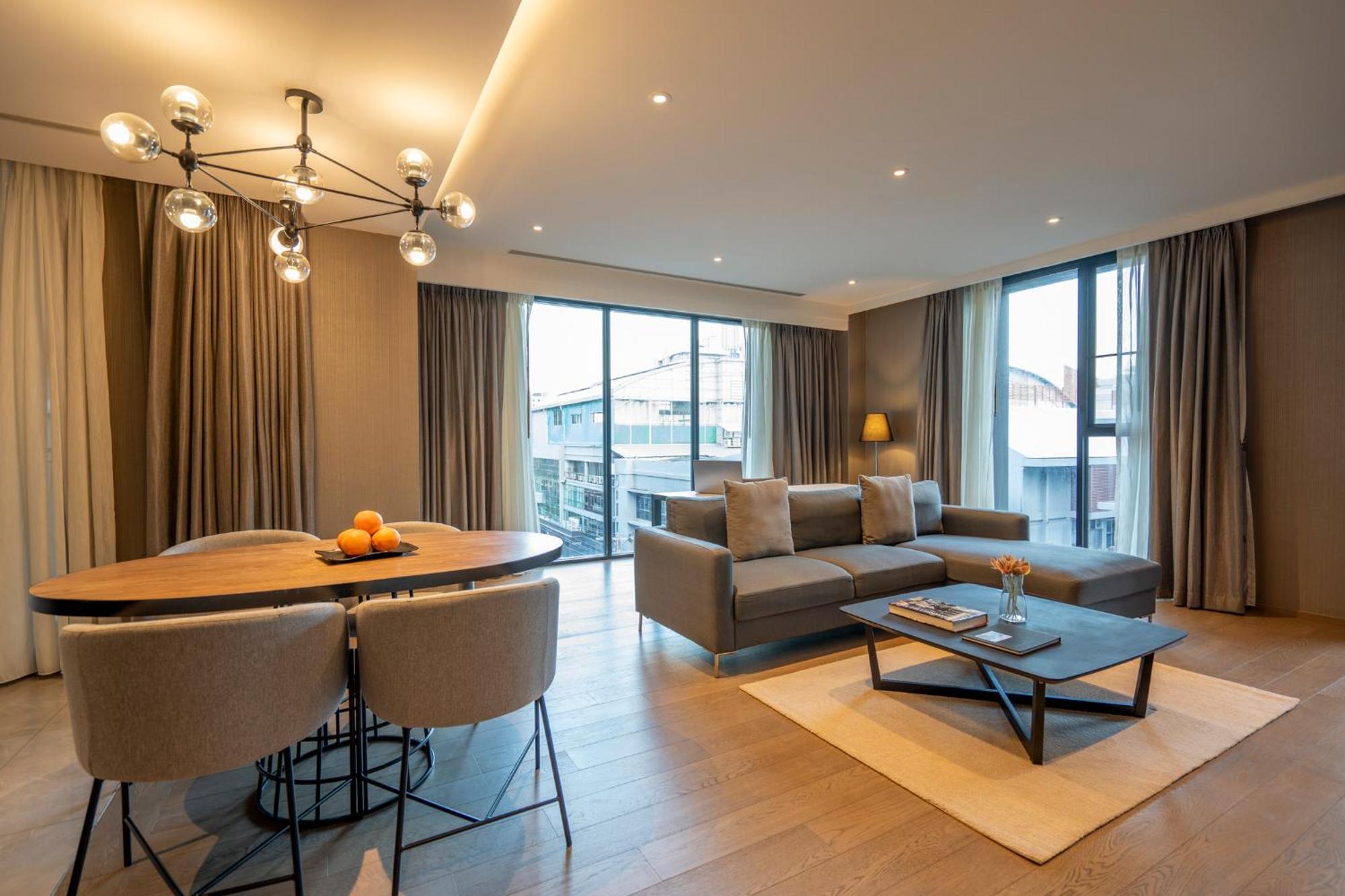 Walton Suites Sukhumvit 방콕 외부 사진